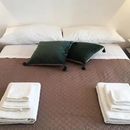 Bilocale Per Visitare La Citta,concerti E Partite Lejlighed Milano